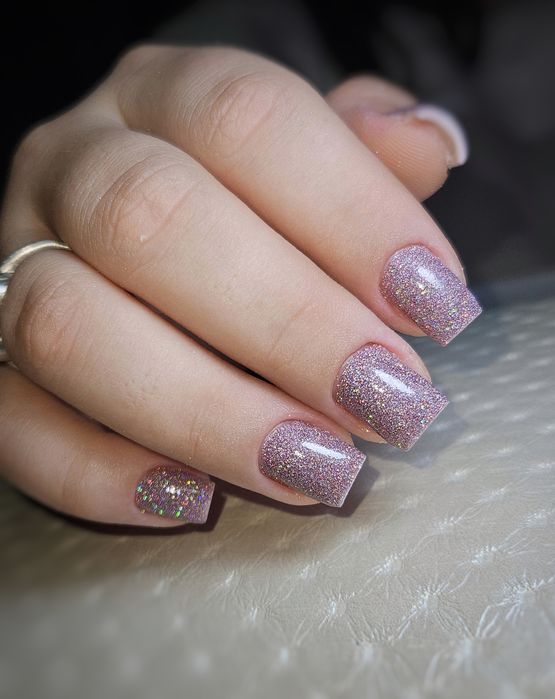 Unghii cu gel si oja semipermanenta