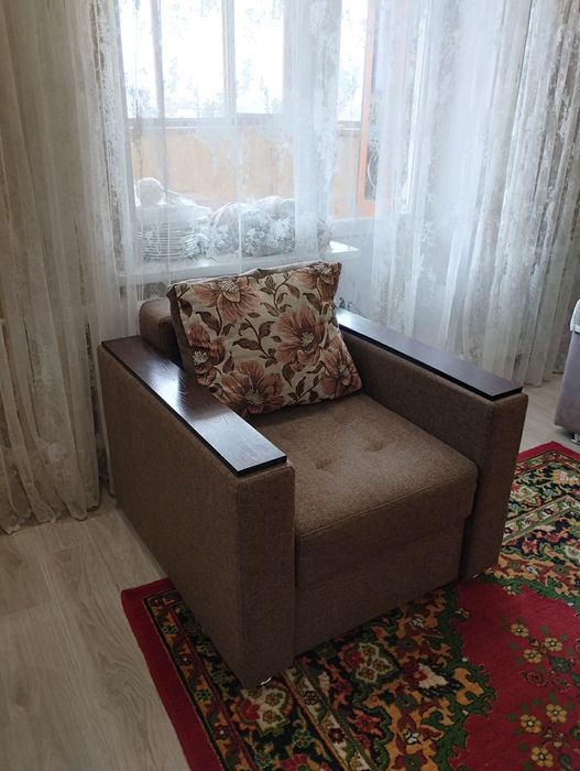 Продам кресло - кровать б/у