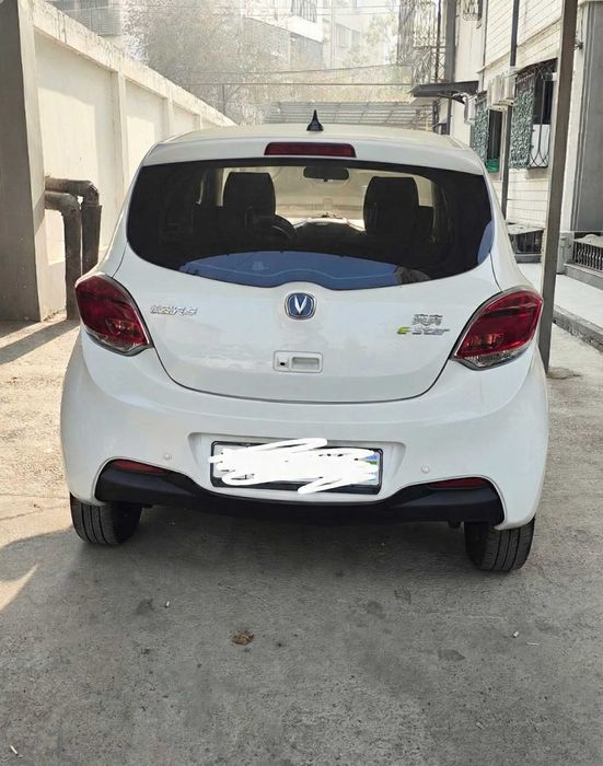 Электромобиль Changan BenBen E-Star 2022
