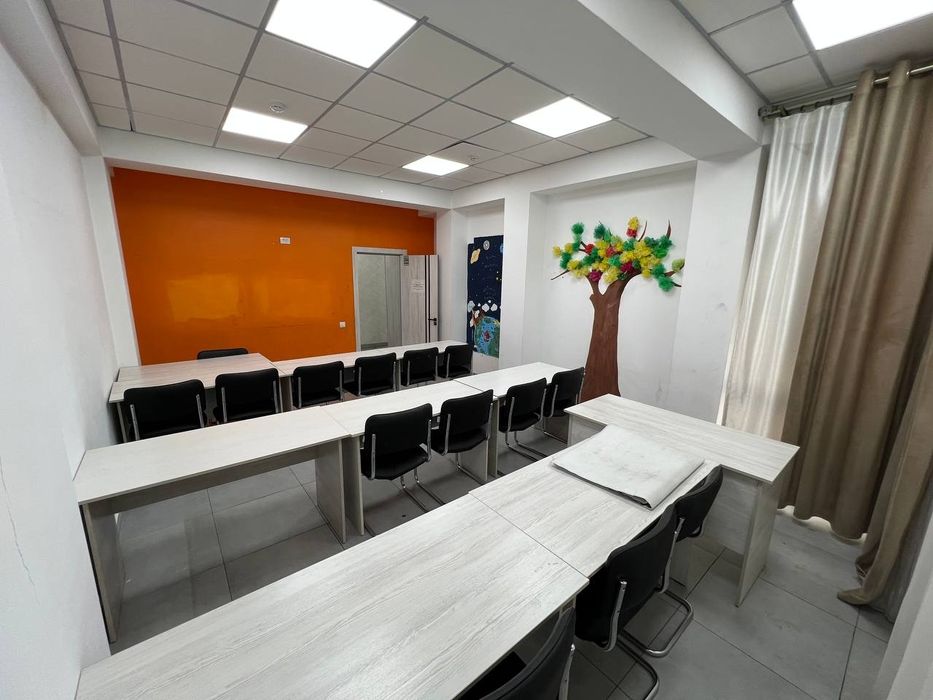 150м² 5каб+хол. Вдоль дороги