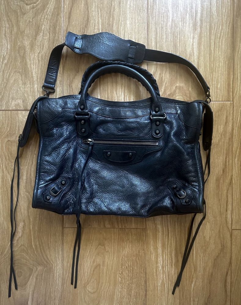 Оригинална чанта Balenciaga City Bag Medium