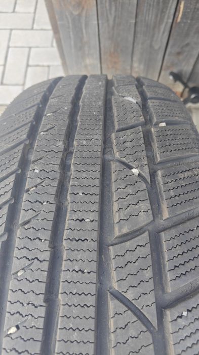 235 55 19 anvelope iarna