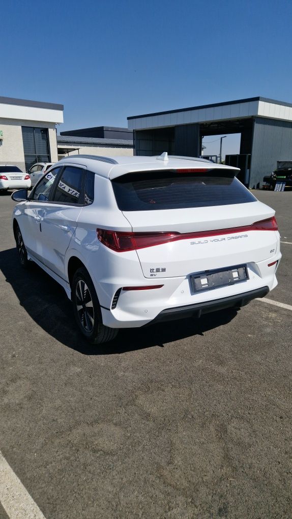 Byd e2 luxury 2023