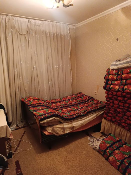 Продам 3х комнатную квартиру с удвоенным залом . Ахмад Югнакий