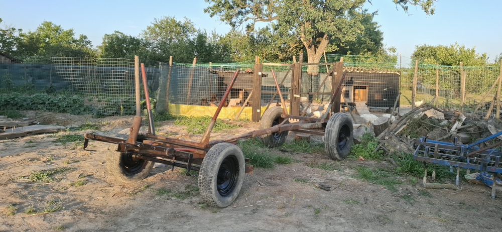 Căruță de vânzare