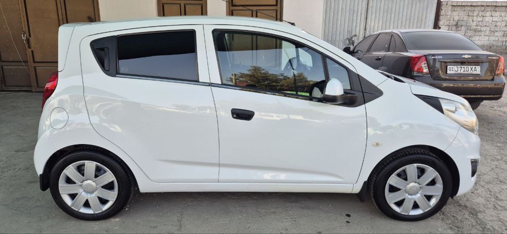 Спарк 1 позитция сотилади