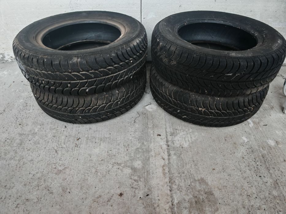 Vand Anvelope de iarna 195 65 R15 DOT 2523