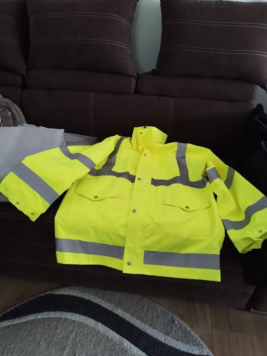 Geaca reflectorizanta cu veste si suport