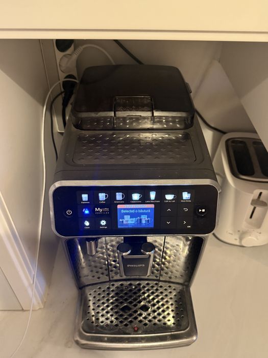 Expresor Automat Philips seria 5500/15Bar/12 bauturi-late Go