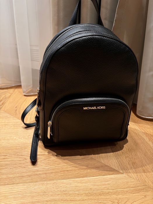 Кожена раница Michael Kors