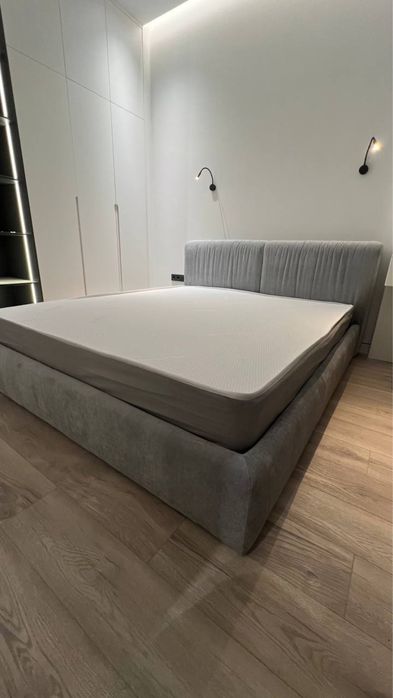 Новая дизайн кровать на заказ: 180 на 220  (170x200 матрас)