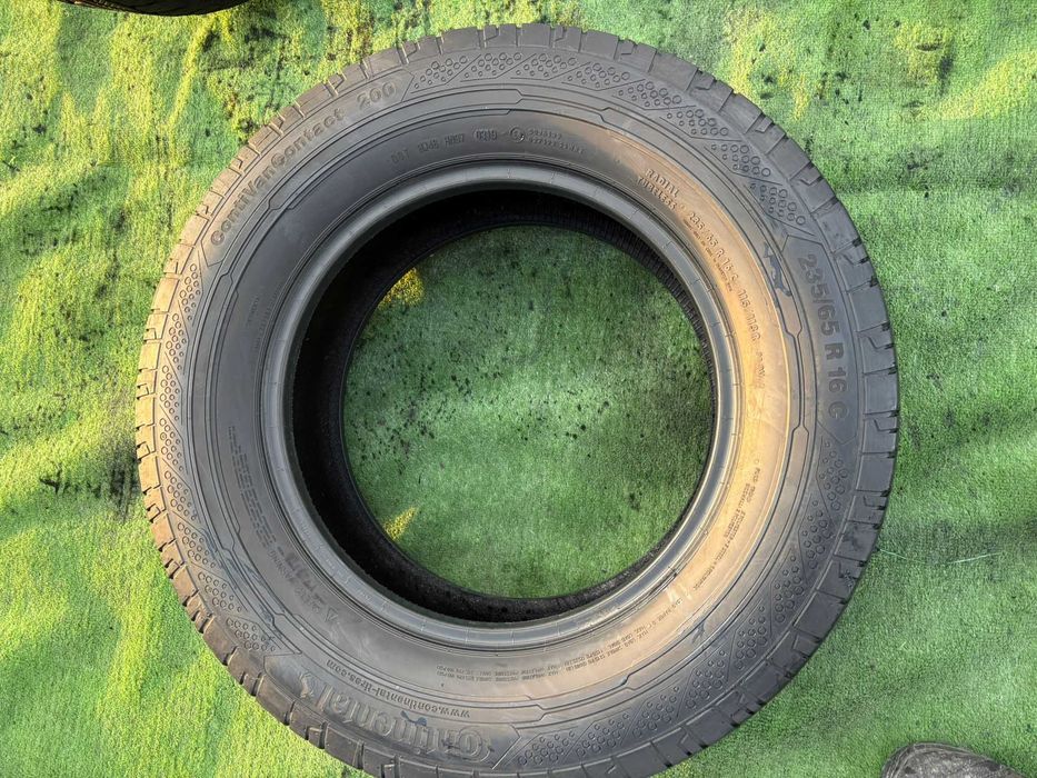 Anvelope Vara 235/65/16C Continental