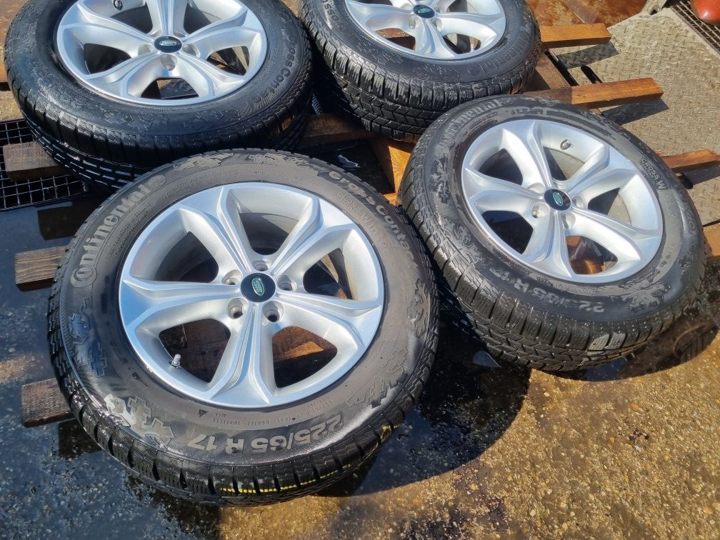 Jante 17 Land Rover Discovery cu anvelope 225 65 17 iarna Pirelli