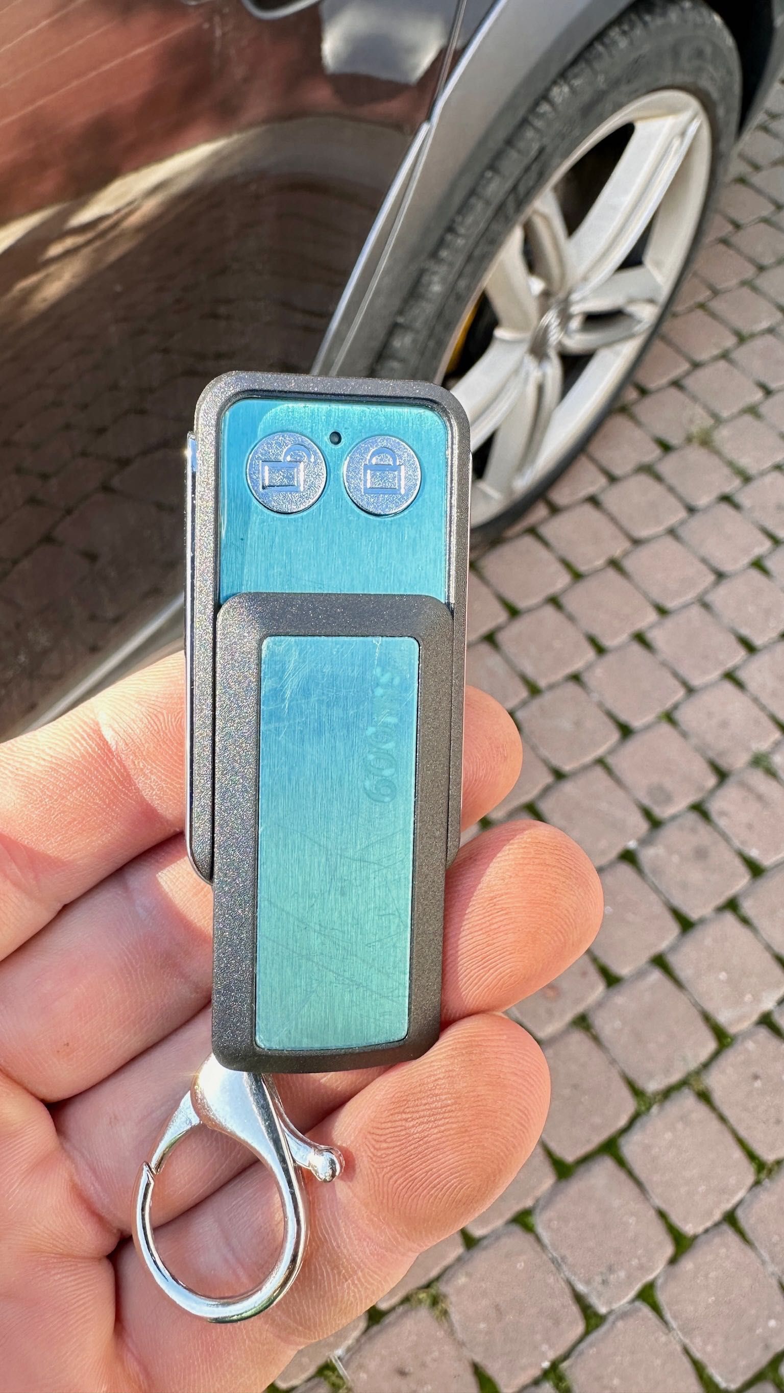 Vand umbrela auto cu telecomanda