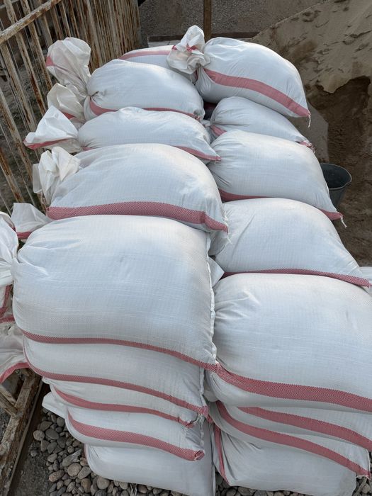 Песок в мешках . Песок