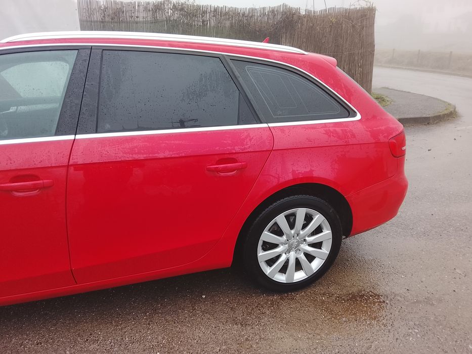 Portiere Audi A4 b8 culoare roșie