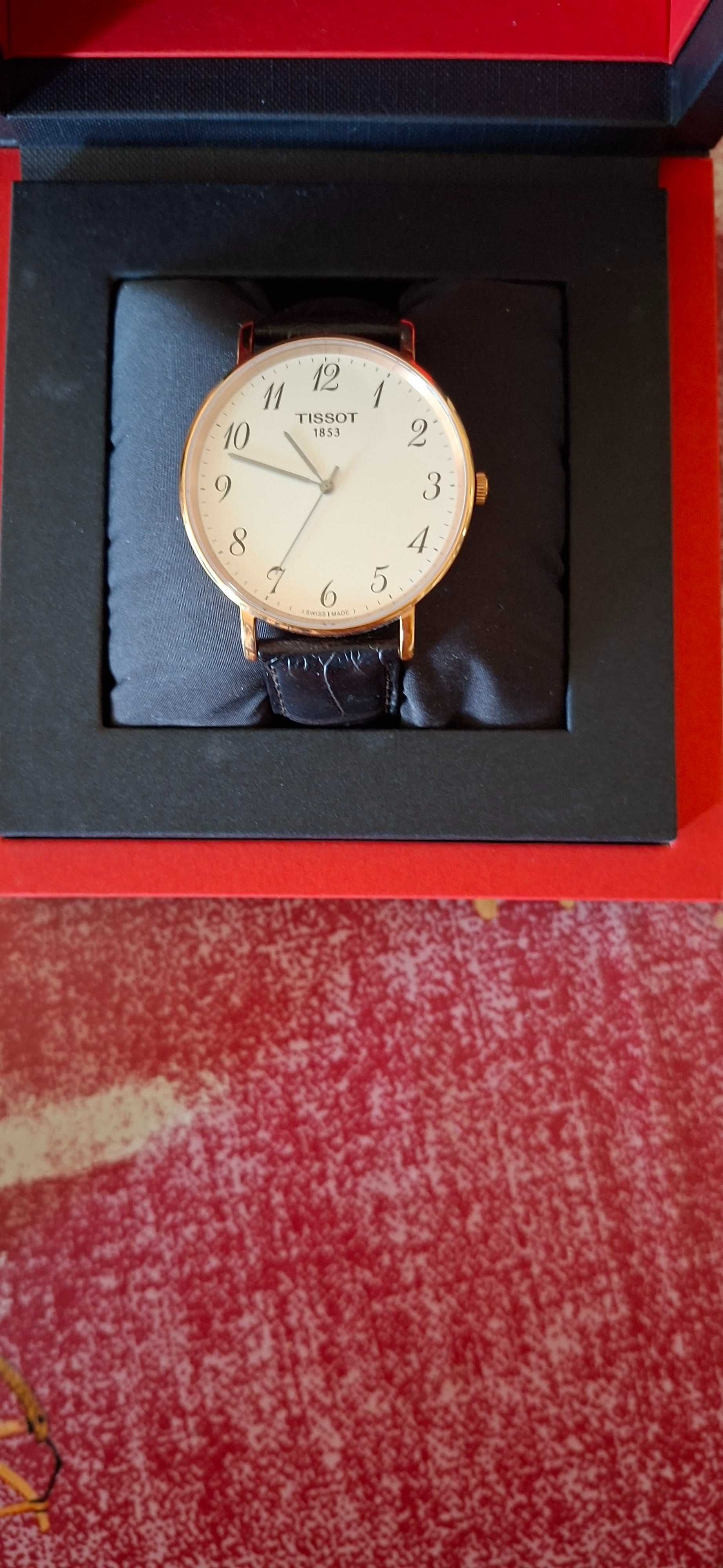 Продавам нов часовник Tissot