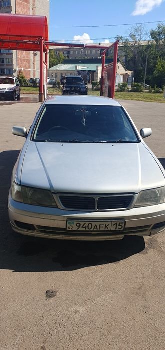 Продам машину ниссан блюберд