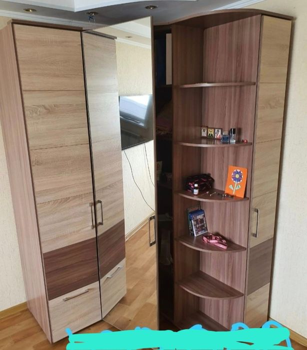 СРОЧНО продам шкафы,  шифоньеры