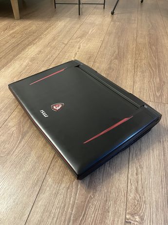 Laptop gaming MSI GT75 Titan 8RF i9
