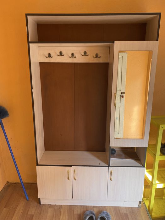 Прихожка и другая мебель