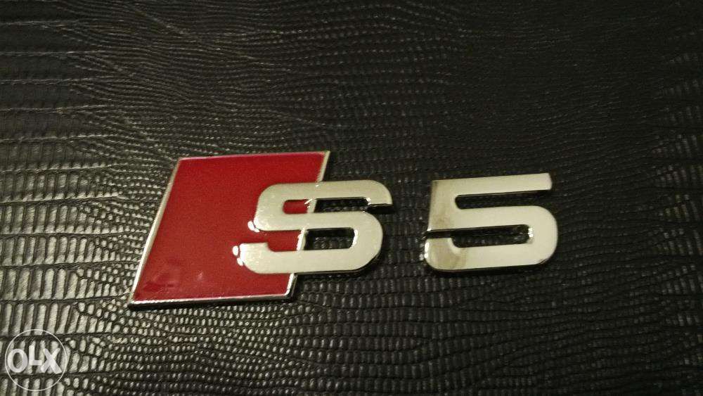 Emblema Audi S5-line spate metal crom/rosu