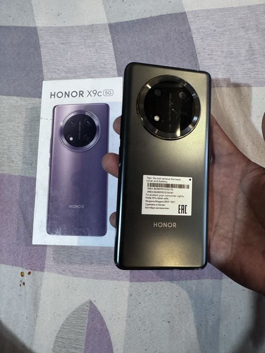 Honor x9C 8+12/256 yaxshi