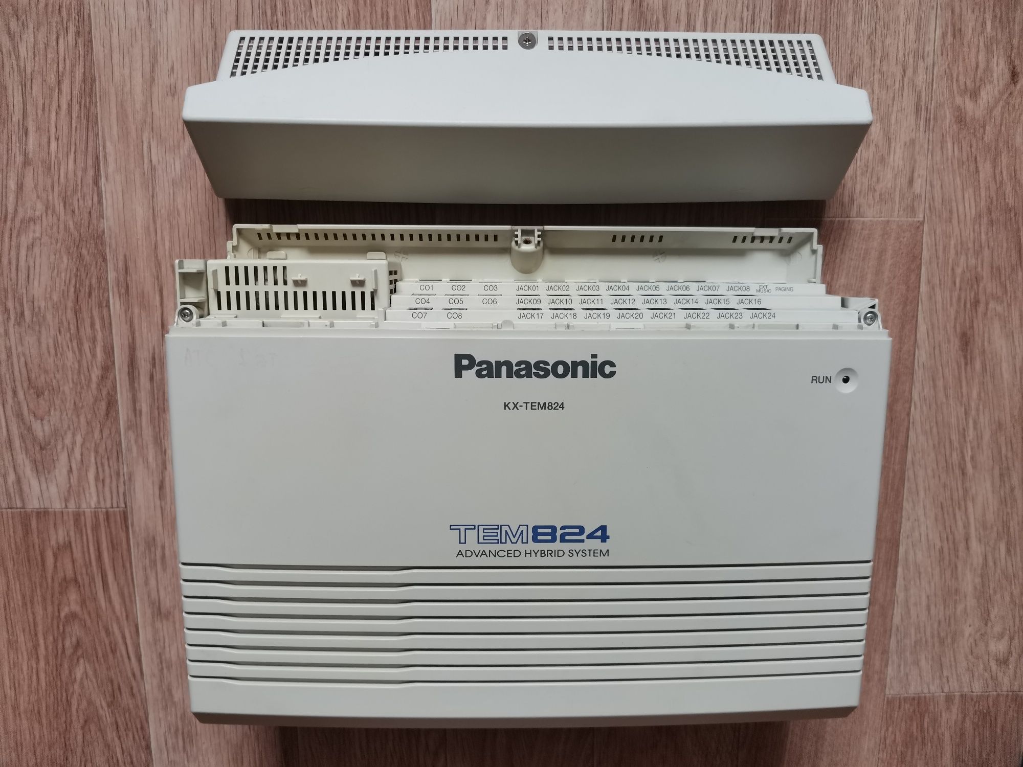 Мини АТС Panasonic kx-tem824