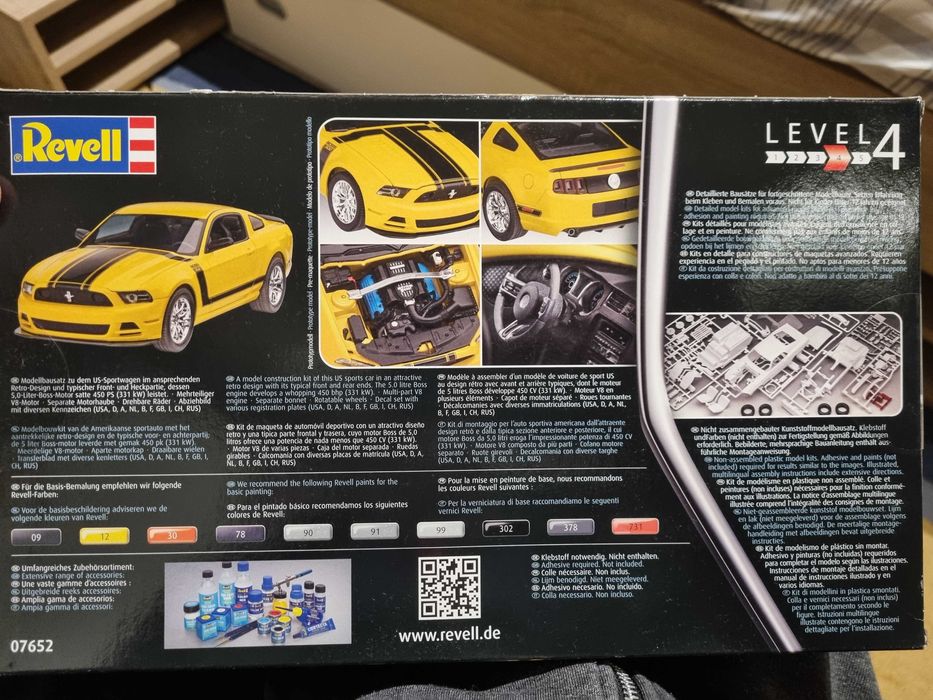 Revell - 2013 Ford Mustang Boss 302