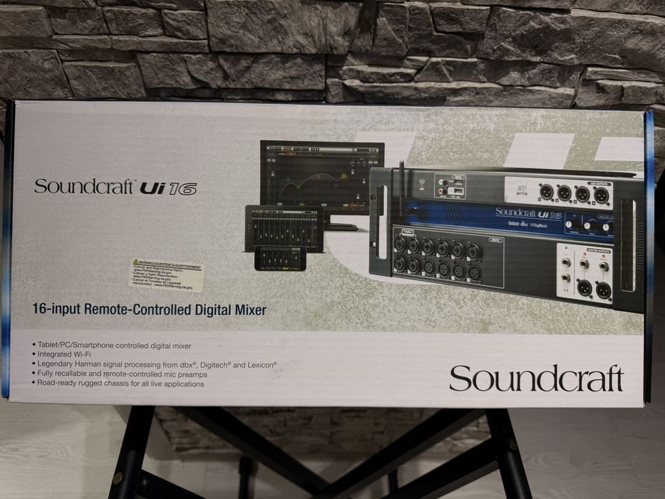 Микшерный пульт Soundcraft Ui-16