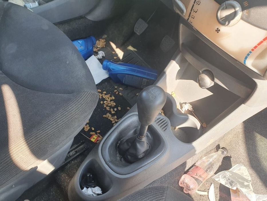 Dezmembrez Citroen C1 motor 1.0 benzina 50kw 68cp CFA dezmembrari panoramic plafon timonerie