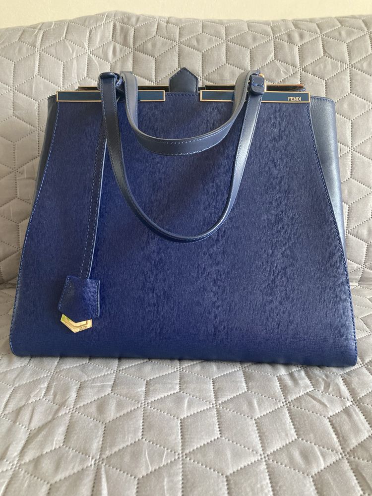 FENDI Regular 2Jours (medium)