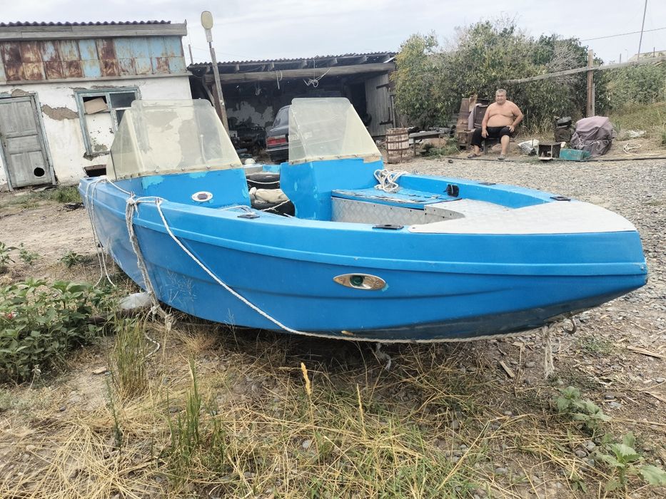 Продам катер звоните и пишите возможно обмен