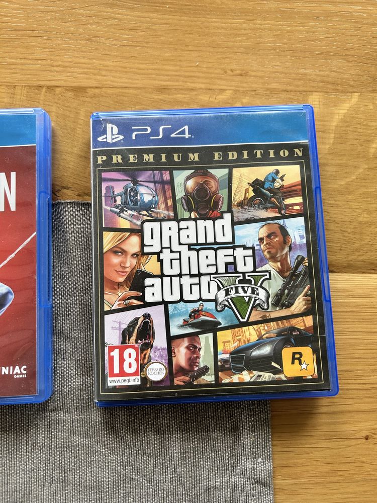 PlayStation 5 (PS5) + 3 игри