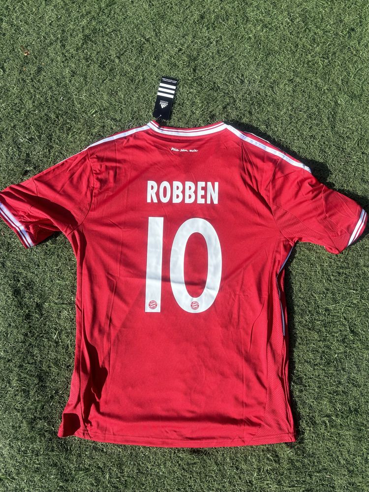Тениска XL Bayern München ROBBEN UCL Final 2013