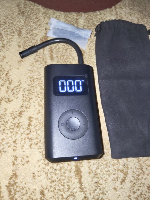 Compresor auto portabil Xiaomi