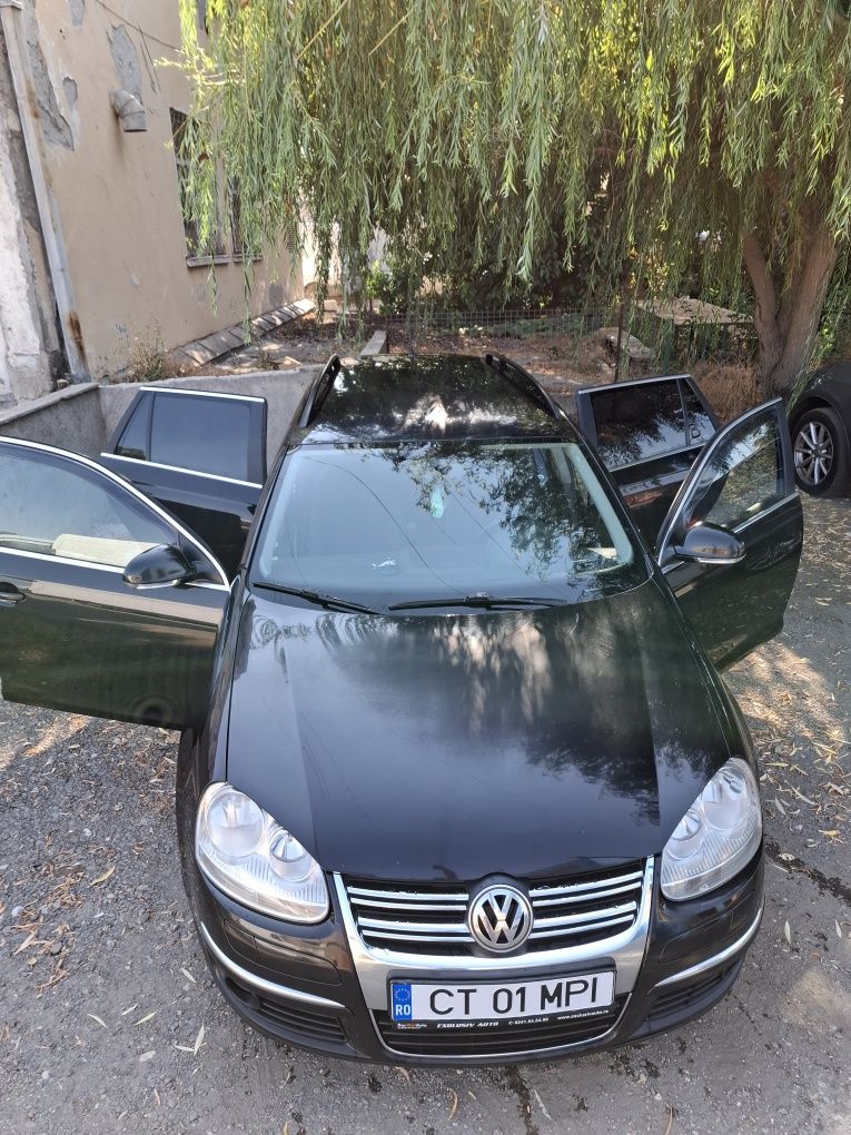Vând  vw golf 5 1.9