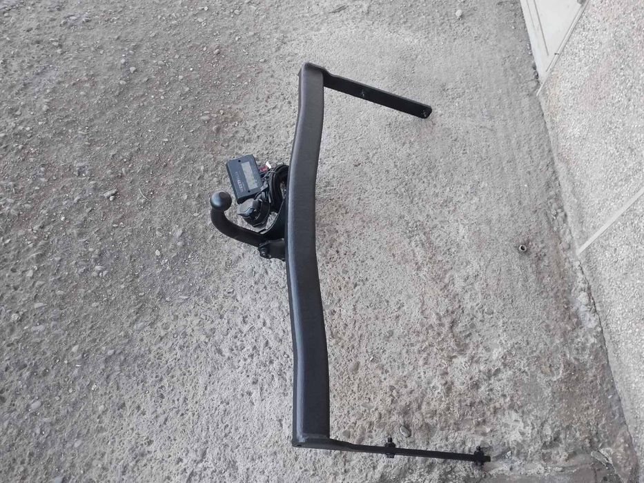 Теглич за Audi A3 и VW Golf 5