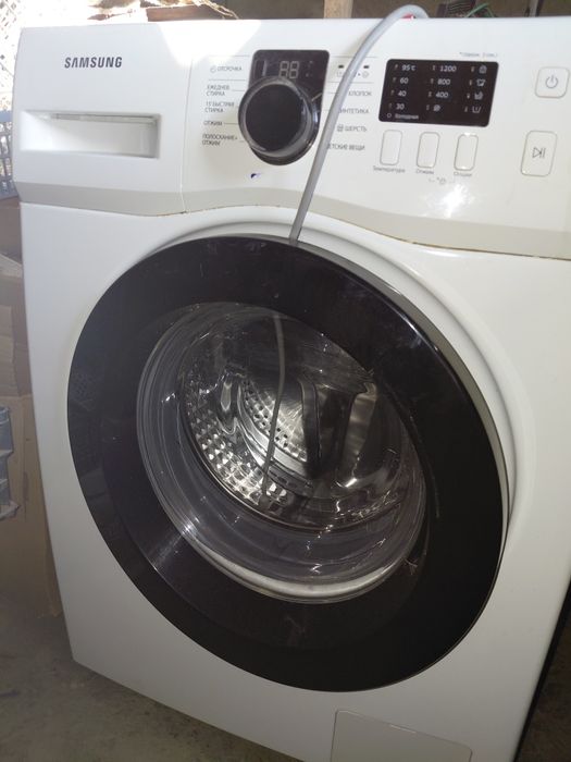 Продам стиральную машину самсунг