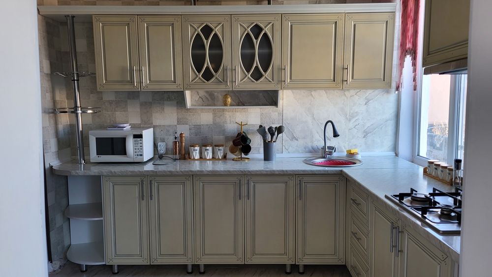 Продам гарнитуру