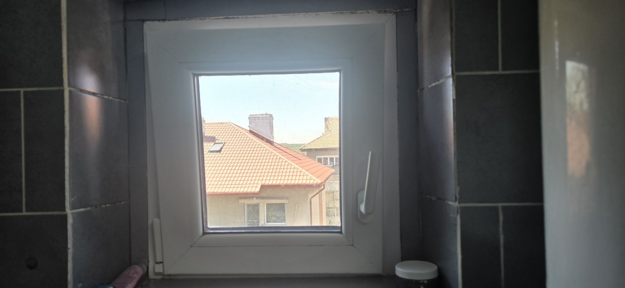 Vând termopane ROTO – tripan (sufragerie, baie, bucătărie, balcon)