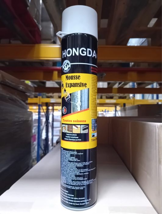 Spuma poliuretenica la palet