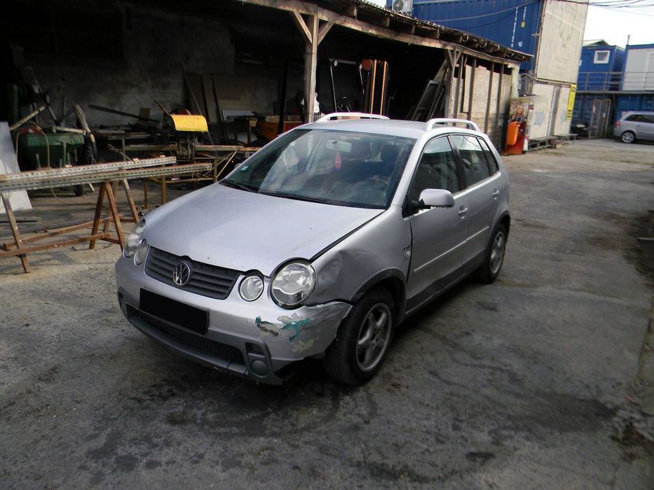 Dezmembrari  VW POLO (9N, 9N3)  2001  > 2012 1.4 16V Benzina