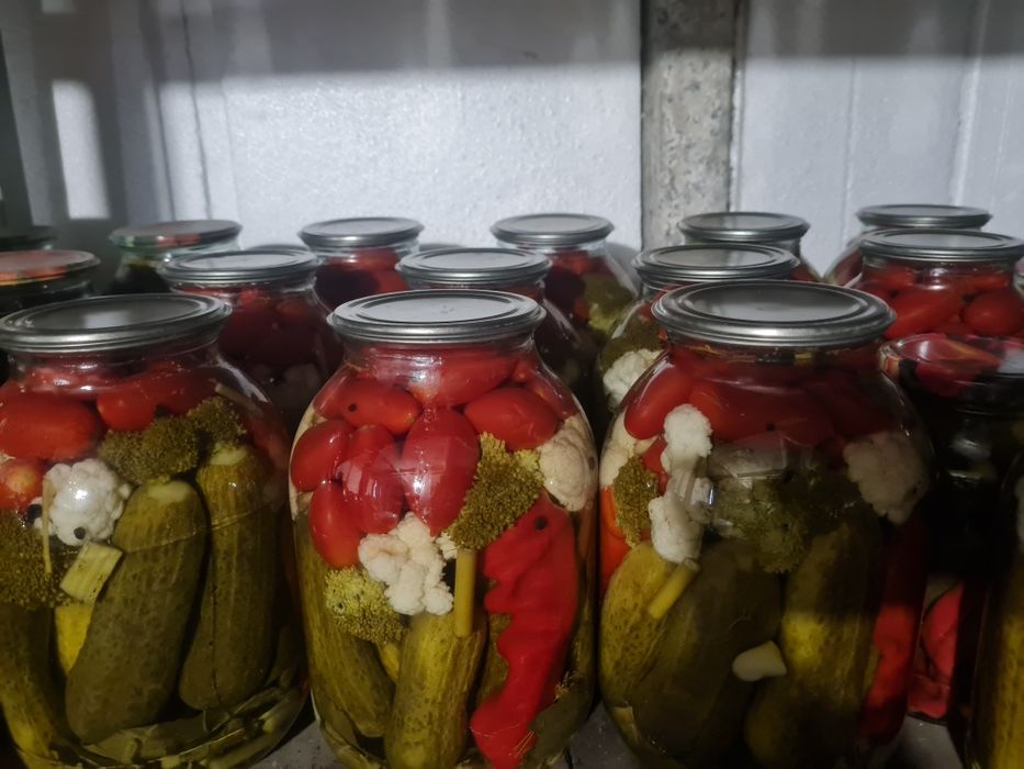 Огурцы маринованные