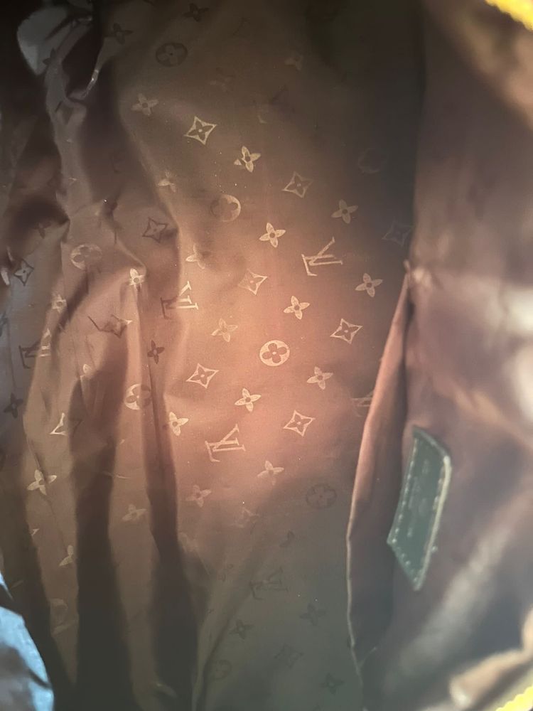 vând bag louis vuitton