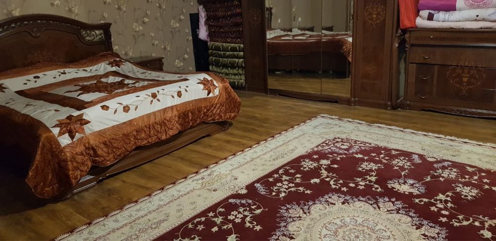 Спальный гарнитур
