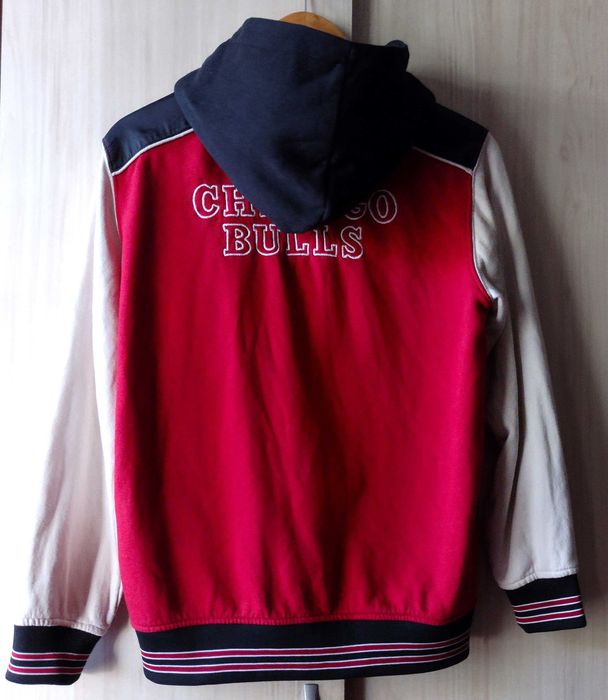 NBA / Chicago Bulls - детски суичър с качулка