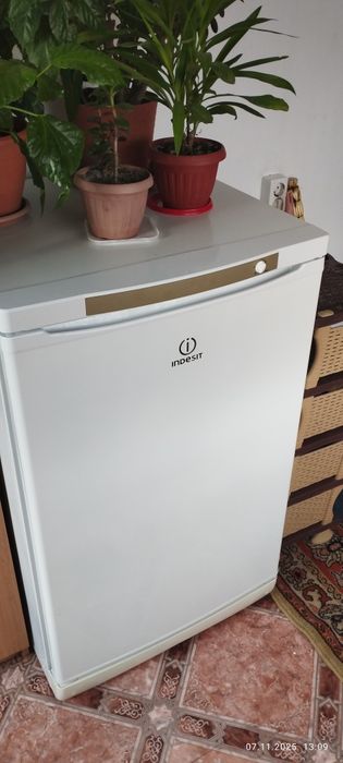 Продам Морозильник