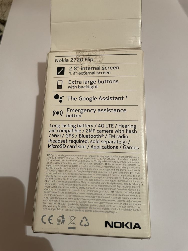 Nokia 2720 Flip……………..