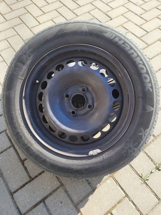 Vând jante 4x100 cu anvelope